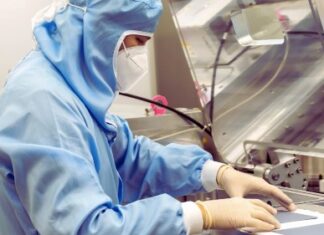 Fotovoltaico, si progettano innovative celle tandem ad alta efficienza e ridotte dimensioni Nel laboratorio dove si sviluppano nuove celle per fotovoltaico