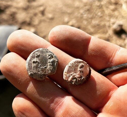 Turchia. Identificato l’archivio dell’antica città di Doliche e rinvenute oltre duemila impronte di terracotta Si tratta di un archivio cittadino, come rivelano le numerose impronte di sigillo in terracotta