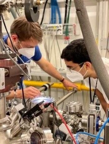 Stoccaggio idrogeno in nanoserbatoi: scommessa per la green energy Lo studio, si è concentrato sugli idruri metallici, considerati tra i più promettenti per guidare la futura transizione ecologica basata sulla capacità di utilizzo e stoccaggio efficiente dell’idrogeno