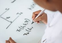 Nucleare di IV generazione e combustibili riciclabili ridurre le scorie a lunga vita.