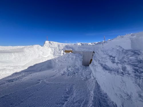 Iniziata in Antartide la quarta e decisiva campagna di perforazione del progetto Beyond EPICA - Oldest Ice presso il campo Little Dome C, situato a 35 chilometri dalla Stazione italo-francese Concordia. 