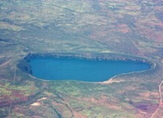 Il Lago Chala racconta la storia del campo magnetico terrestre